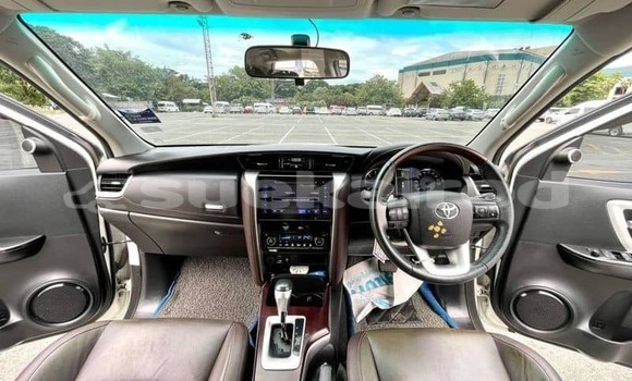 ซื้อ รถมือสอง Toyota Fortuner ขาว รถยนต์ ใน %{เมือง} ใน กรุงเทพมหานคร ซื้อ รถมือสอง Toyota Fortuner ขาว รถยนต์ ใน %{เมือง} ใน กรุงเทพมหานคร