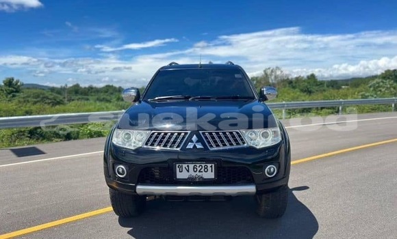 ซื้อ รถมือสอง Mitsubishi Pajero สีดำ รถยนต์ ใน %{เมือง} ใน กรุงเทพมหานคร