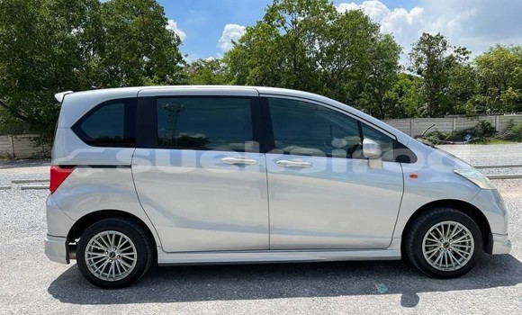ซื้อ รถมือสอง Honda Freed เงิน รถยนต์ ใน %{เมือง} ใน กรุงเทพมหานคร ซื้อ รถมือสอง Honda Freed เงิน รถยนต์ ใน %{เมือง} ใน กรุงเทพมหานคร