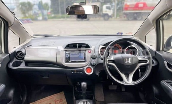 Buy Used Honda Jazz White Car in Bangkok in Bangkok Buy Used Honda Jazz White Car in Bangkok in Bangkok