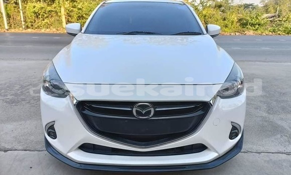 Buy Used Mazda 2 White Car in Bangkok in Bangkok