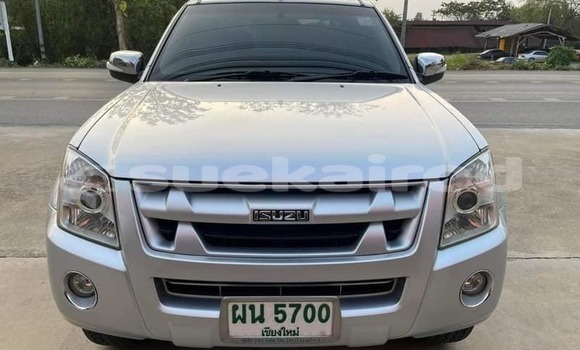 ซื้อ รถมือสอง Isuzu D-Max อื่น ๆ รถยนต์ ใน %{เมือง} ใน กรุงเทพมหานคร