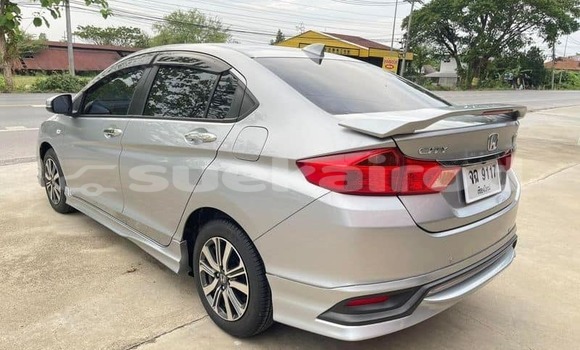 Buy Used Honda Jazz Other Car in Bangkok in Bangkok Buy Used Honda Jazz Other Car in Bangkok in Bangkok