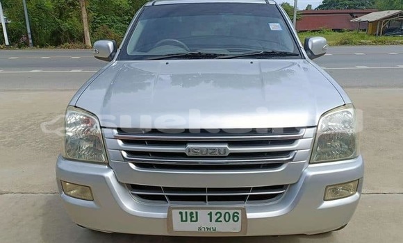 ซื้อ รถมือสอง Isuzu D-Max อื่น ๆ รถยนต์ ใน %{เมือง} ใน กรุงเทพมหานคร
