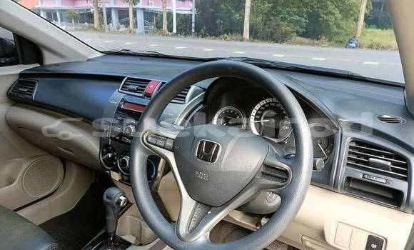 Buy Used Honda Jazz White Car in Bangkok in Bangkok Buy Used Honda Jazz White Car in Bangkok in Bangkok