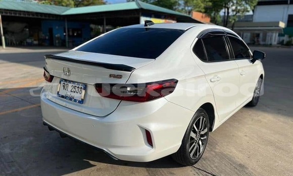 Buy Used Honda City White Car in Bangkok in Bangkok Buy Used Honda City White Car in Bangkok in Bangkok