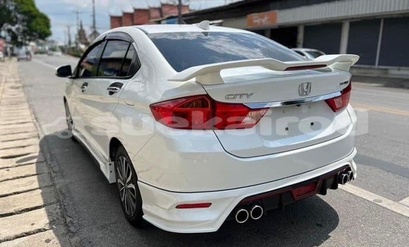 Buy Used Honda City White Car in Bangkok in Bangkok Buy Used Honda City White Car in Bangkok in Bangkok