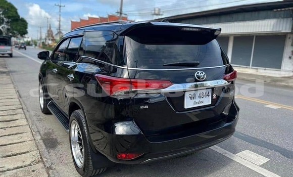 ซื้อ รถมือสอง Toyota Fortuner สีดำ รถยนต์ ใน %{เมือง} ใน กรุงเทพมหานคร ซื้อ รถมือสอง Toyota Fortuner สีดำ รถยนต์ ใน %{เมือง} ใน กรุงเทพมหานคร