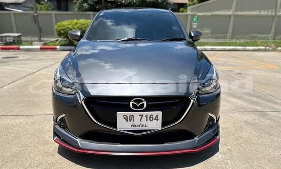 ซื้อ รถมือสอง Mazda 2 อื่น ๆ รถยนต์ ใน %{เมือง} ใน กรุงเทพมหานคร