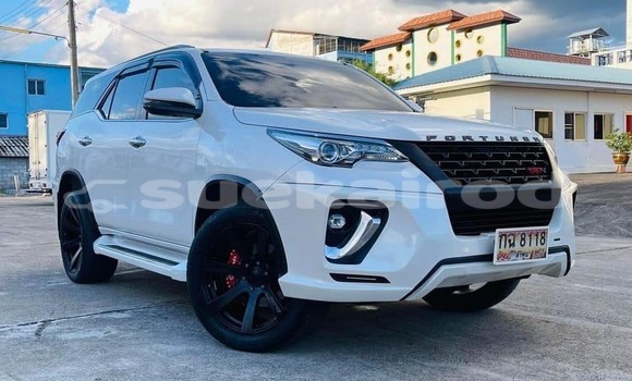 ซื้อ รถมือสอง Toyota Fortuner ขาว รถยนต์ ใน %{เมือง} ใน กรุงเทพมหานคร ซื้อ รถมือสอง Toyota Fortuner ขาว รถยนต์ ใน %{เมือง} ใน กรุงเทพมหานคร