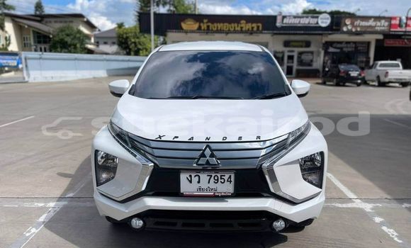 Buy Used Mitsubishi Xpander White Car in Bangkok in Bangkok