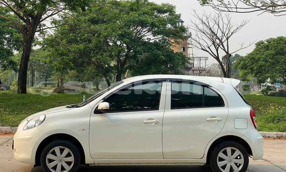 ซื้อ รถมือสอง Nissan March ขาว รถยนต์ ใน %{เมือง} ใน กรุงเทพมหานคร ซื้อ รถมือสอง Nissan March ขาว รถยนต์ ใน %{เมือง} ใน กรุงเทพมหานคร