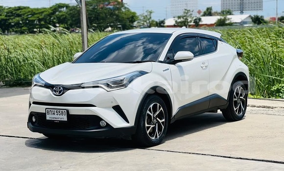 ซื้อ รถมือสอง Toyota C-HR ขาว รถยนต์ ใน %{เมือง} ใน กรุงเทพมหานคร ซื้อ รถมือสอง Toyota C-HR ขาว รถยนต์ ใน %{เมือง} ใน กรุงเทพมหานคร
