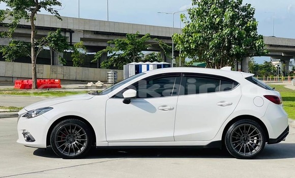 ซื้อ รถมือสอง Mazda 3 ขาว รถยนต์ ใน %{เมือง} ใน กรุงเทพมหานคร ซื้อ รถมือสอง Mazda 3 ขาว รถยนต์ ใน %{เมือง} ใน กรุงเทพมหานคร
