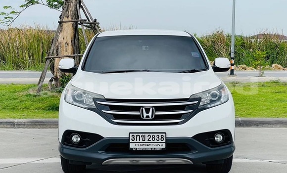 Buy Used Honda CR-V White Car in Bangkok in Bangkok