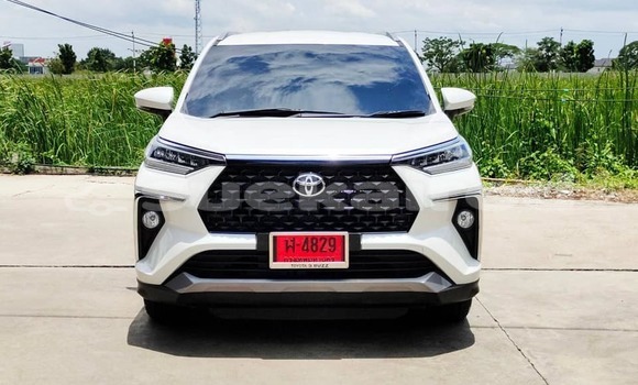 ซื้อ รถมือสอง Toyota Vellfire ขาว รถยนต์ ใน %{เมือง} ใน กรุงเทพมหานคร