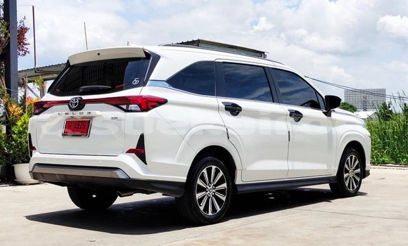 ซื้อ รถมือสอง Toyota Vellfire ขาว รถยนต์ ใน %{เมือง} ใน กรุงเทพมหานคร ซื้อ รถมือสอง Toyota Vellfire ขาว รถยนต์ ใน %{เมือง} ใน กรุงเทพมหานคร
