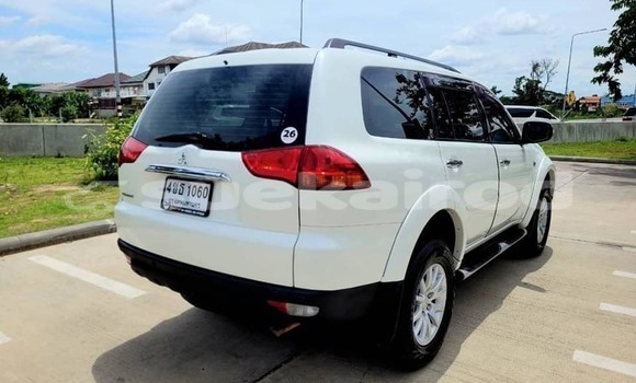 ซื้อ รถมือสอง Mitsubishi Pajero ขาว รถยนต์ ใน %{เมือง} ใน กรุงเทพมหานคร ซื้อ รถมือสอง Mitsubishi Pajero ขาว รถยนต์ ใน %{เมือง} ใน กรุงเทพมหานคร