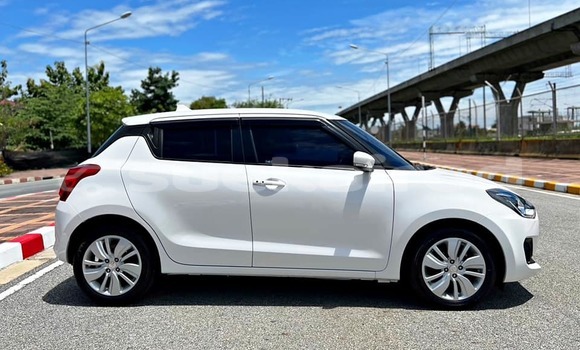 ซื้อ รถมือสอง Suzuki Swift ขาว รถยนต์ ใน %{เมือง} ใน กรุงเทพมหานคร ซื้อ รถมือสอง Suzuki Swift ขาว รถยนต์ ใน %{เมือง} ใน กรุงเทพมหานคร