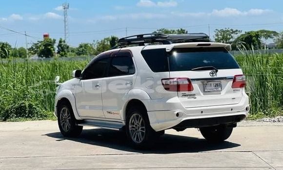 ซื้อ รถมือสอง Toyota Fortuner ขาว รถยนต์ ใน %{เมือง} ใน กรุงเทพมหานคร ซื้อ รถมือสอง Toyota Fortuner ขาว รถยนต์ ใน %{เมือง} ใน กรุงเทพมหานคร