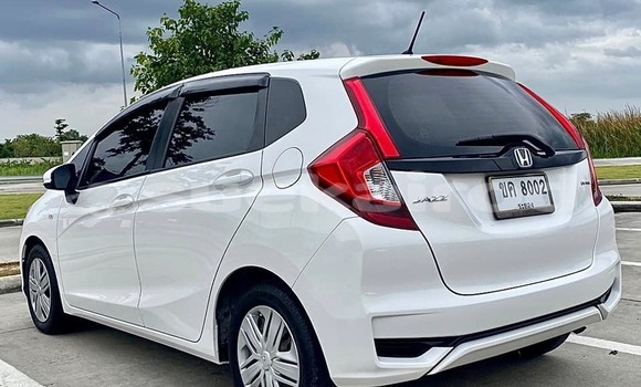 ซื้อ รถมือสอง Honda Jazz ขาว รถยนต์ ใน %{เมือง} ใน กรุงเทพมหานคร ซื้อ รถมือสอง Honda Jazz ขาว รถยนต์ ใน %{เมือง} ใน กรุงเทพมหานคร