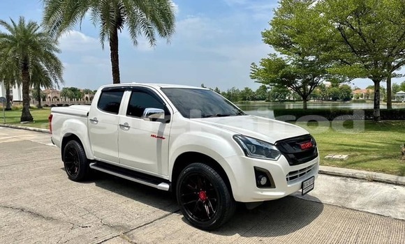 ซื้อ รถมือสอง Isuzu D-Max ขาว รถยนต์ ใน %{เมือง} ใน กรุงเทพมหานคร ซื้อ รถมือสอง Isuzu D-Max ขาว รถยนต์ ใน %{เมือง} ใน กรุงเทพมหานคร