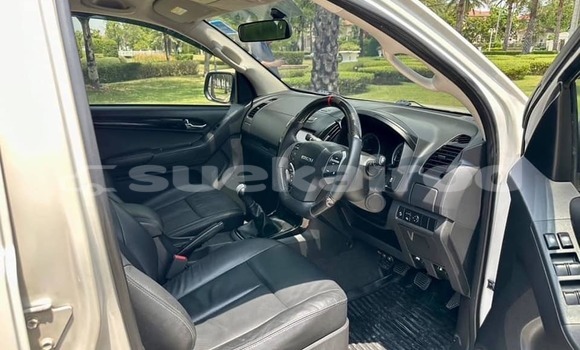 ซื้อ รถมือสอง Isuzu D-Max ขาว รถยนต์ ใน %{เมือง} ใน กรุงเทพมหานคร ซื้อ รถมือสอง Isuzu D-Max ขาว รถยนต์ ใน %{เมือง} ใน กรุงเทพมหานคร