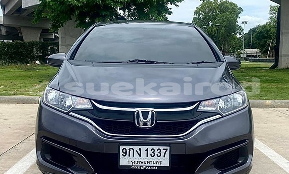 ซื้อ รถมือสอง Honda Jazz อื่น ๆ รถยนต์ ใน %{เมือง} ใน กรุงเทพมหานคร
