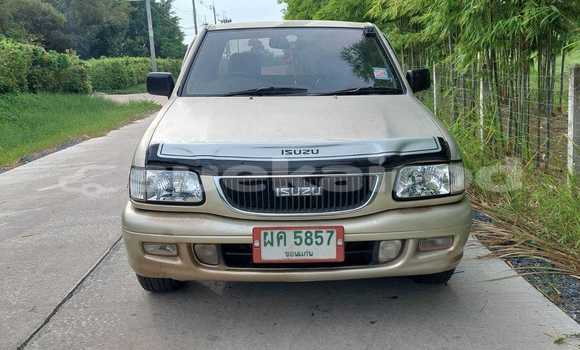 ซื้อ รถมือสอง Isuzu D-Max อื่น ๆ รถยนต์ ใน %{เมือง} ใน กรุงเทพมหานคร