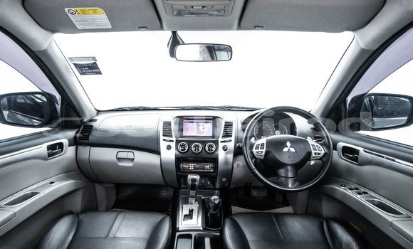 Buy Used Mitsubishi Pajero Brown Car in Bangkok in Bangkok Buy Used Mitsubishi Pajero Brown Car in Bangkok in Bangkok