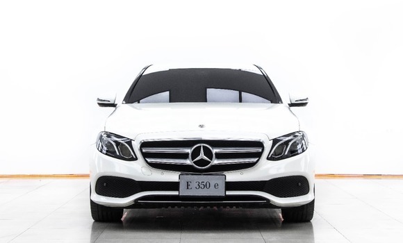 ซื้อ รถมือสอง Mercedes‒Benz E–Class ขาว รถยนต์ ใน %{เมือง} ใน กรุงเทพมหานคร ซื้อ รถมือสอง Mercedes‒Benz E–Class ขาว รถยนต์ ใน %{เมือง} ใน กรุงเทพมหานคร
