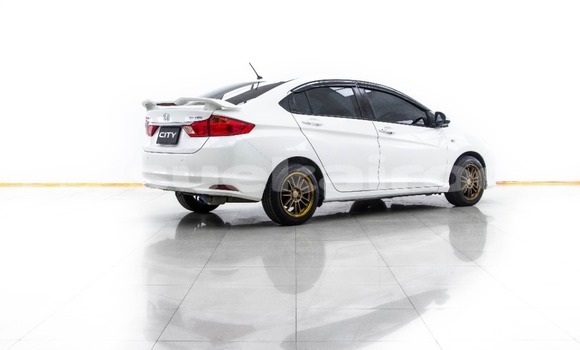 Buy Used Honda City White Car in Bangkok in Bangkok Buy Used Honda City White Car in Bangkok in Bangkok