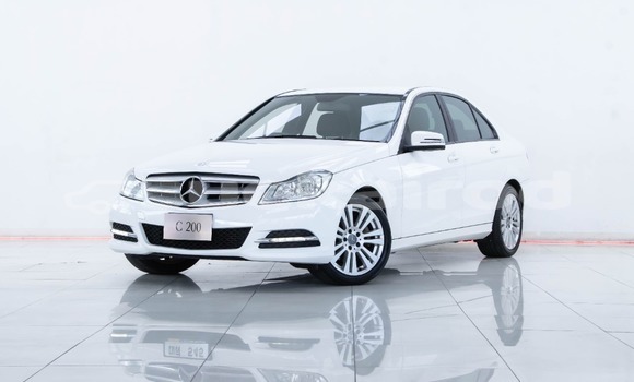 Buy Used Mercedes‒Benz C–Class White Car in Bangkok in Bangkok