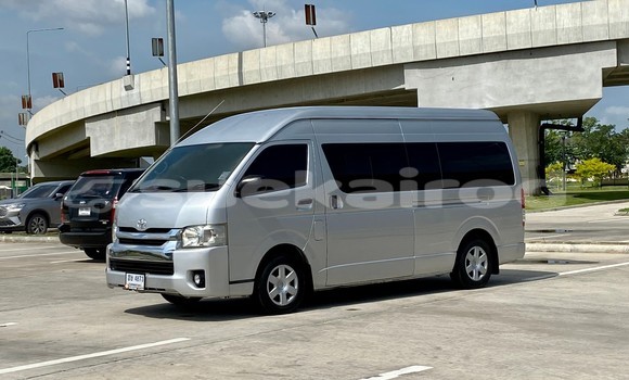 Buy Used Toyota Commuter Other Car in Bangkok in Bangkok