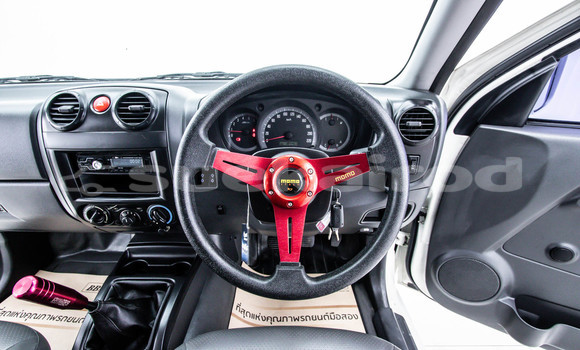 Buy Used Isuzu D-Max White Car in Bangkok in Bangkok Buy Used Isuzu D-Max White Car in Bangkok in Bangkok