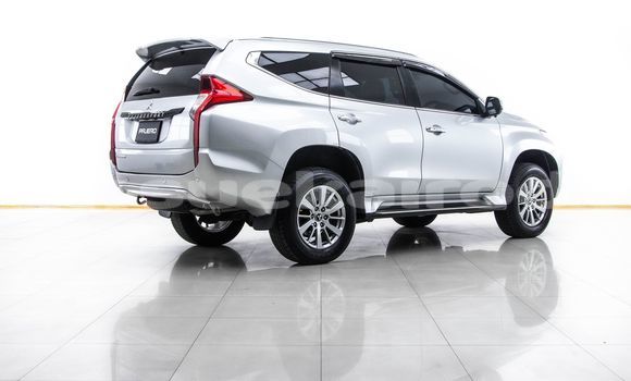 Buy Used Mitsubishi Pajero Other Car in Bangkok in Bangkok Buy Used Mitsubishi Pajero Other Car in Bangkok in Bangkok