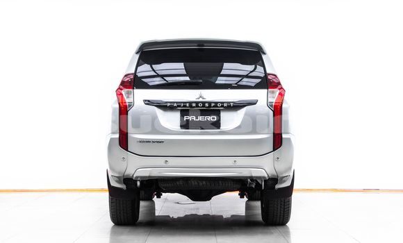 Buy Used Mitsubishi Pajero Other Car in Bangkok in Bangkok Buy Used Mitsubishi Pajero Other Car in Bangkok in Bangkok