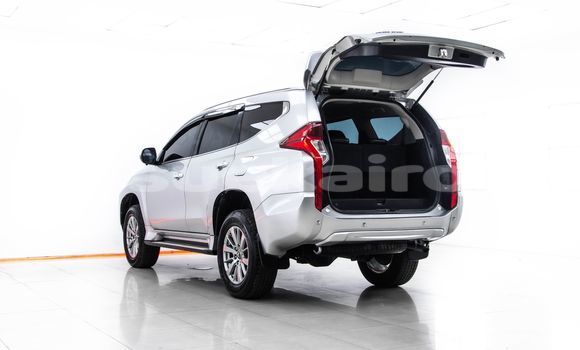 Buy Used Mitsubishi Pajero Other Car in Bangkok in Bangkok Buy Used Mitsubishi Pajero Other Car in Bangkok in Bangkok