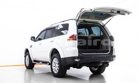 Buy Used Mitsubishi Pajero White Car in Bangkok in Bangkok Buy Used Mitsubishi Pajero White Car in Bangkok in Bangkok