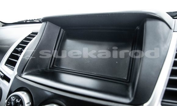 Buy Used Mitsubishi Pajero White Car in Bangkok in Bangkok Buy Used Mitsubishi Pajero White Car in Bangkok in Bangkok