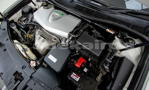 Buy Used Toyota Camry White Car in Samut Sakhon in Samut Sakhon Buy Used Toyota Camry White Car in Samut Sakhon in Samut Sakhon