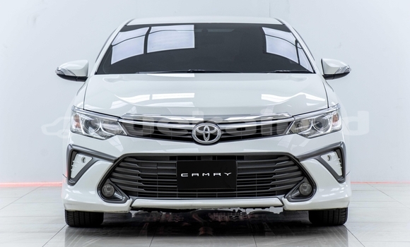Buy Used Toyota Camry White Car in Samut Sakhon in Samut Sakhon Buy Used Toyota Camry White Car in Samut Sakhon in Samut Sakhon