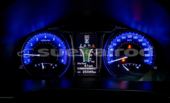 Buy Used Toyota Camry White Car in Samut Sakhon in Samut Sakhon Buy Used Toyota Camry White Car in Samut Sakhon in Samut Sakhon