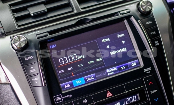 Buy Used Toyota Camry White Car in Samut Sakhon in Samut Sakhon Buy Used Toyota Camry White Car in Samut Sakhon in Samut Sakhon