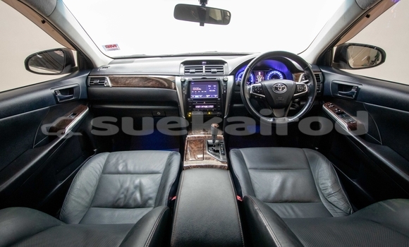 Buy Used Toyota Camry White Car in Samut Sakhon in Samut Sakhon Buy Used Toyota Camry White Car in Samut Sakhon in Samut Sakhon