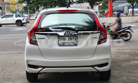 ซื้อ รถมือสอง Honda Jazz ขาว รถยนต์ ใน %{เมือง} ใน กรุงเทพมหานคร ซื้อ รถมือสอง Honda Jazz ขาว รถยนต์ ใน %{เมือง} ใน กรุงเทพมหานคร