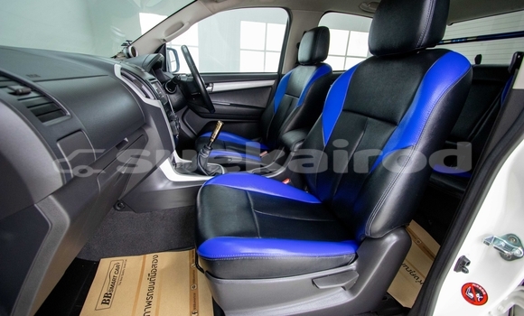 ซื้อ รถมือสอง Isuzu D-Max ขาว รถยนต์ ใน %{เมือง} ใน สมุทรสาคร ซื้อ รถมือสอง Isuzu D-Max ขาว รถยนต์ ใน %{เมือง} ใน สมุทรสาคร