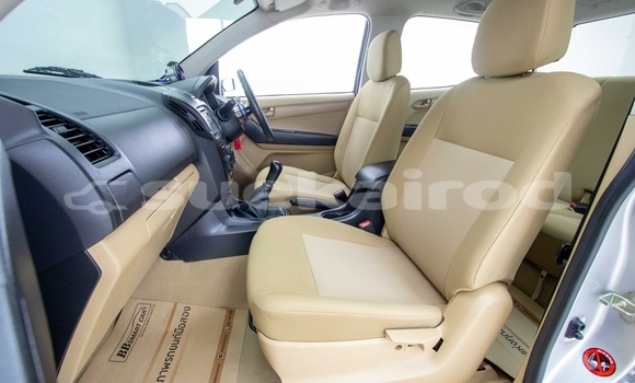 Buy Used Isuzu D-Max White Car in Samut Sakhon in Samut Sakhon Buy Used Isuzu D-Max White Car in Samut Sakhon in Samut Sakhon