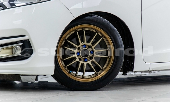 Buy Used Honda Jazz White Car in Samut Sakhon in Samut Sakhon Buy Used Honda Jazz White Car in Samut Sakhon in Samut Sakhon