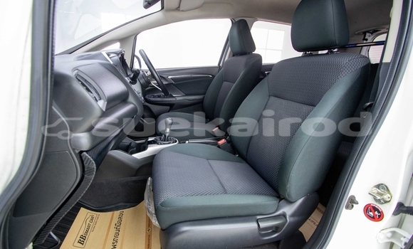 Buy Used Honda Jazz White Car in Samut Sakhon in Samut Sakhon Buy Used Honda Jazz White Car in Samut Sakhon in Samut Sakhon